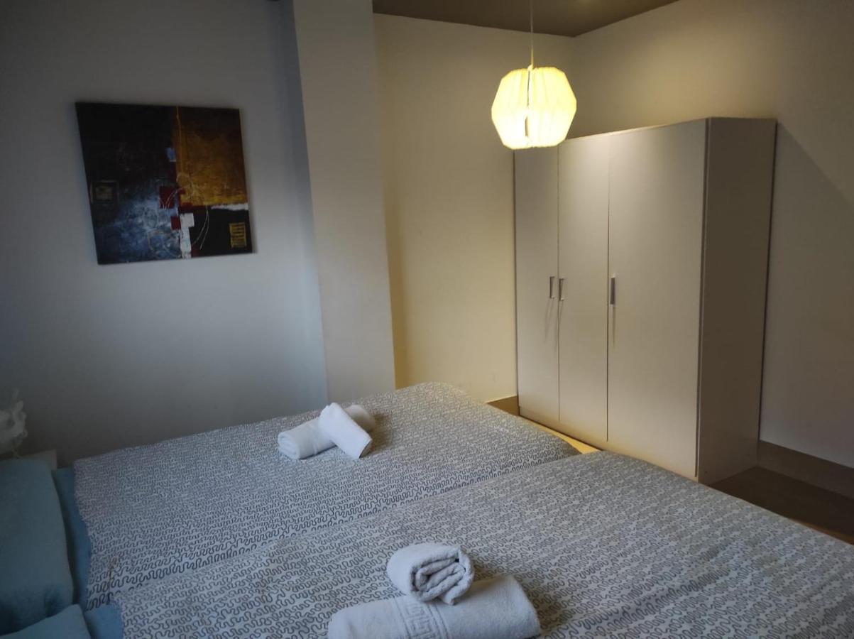 Apartamentos 16:9 Suites Almería Exteriör bild