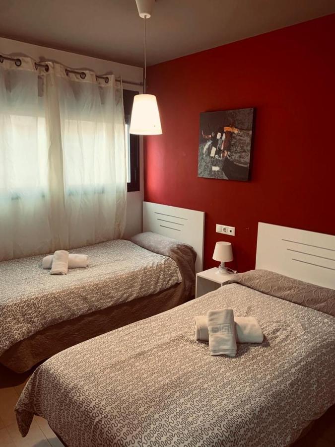 Apartamentos 16:9 Suites Almería Exteriör bild