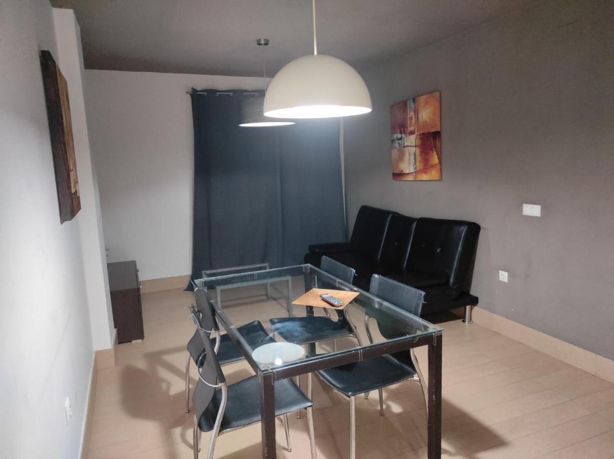 Apartamentos 16:9 Suites Almería Exteriör bild